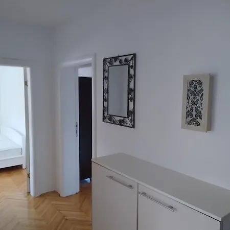 아파트 Aqua 11 Big