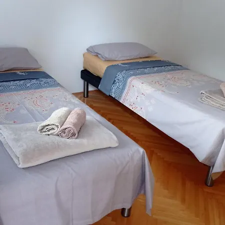 Aqua 11 Big 야고디나